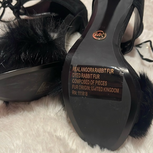 Michael Kors Rabbit Fur Heels - SIZE: 6 - Picture 3 of 7